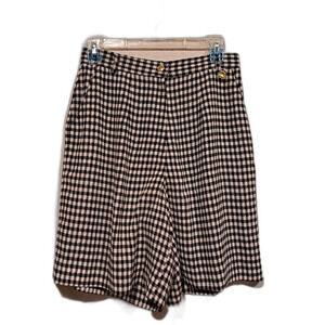 Logos high fashion dressy shorts, Korean brand, black white checkered, pockets S